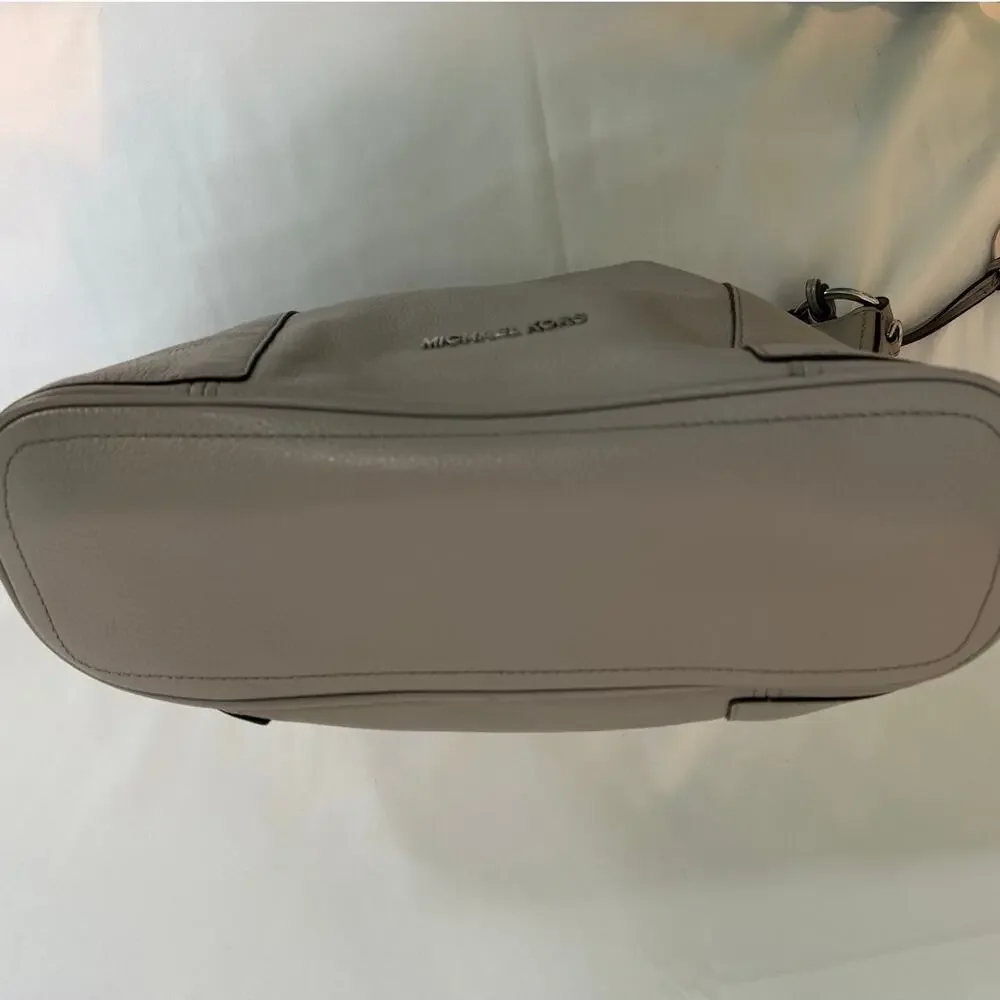 Michael Kors Anita Large Shoulder Bag Pearl Gray Pebbled Leather Hobo